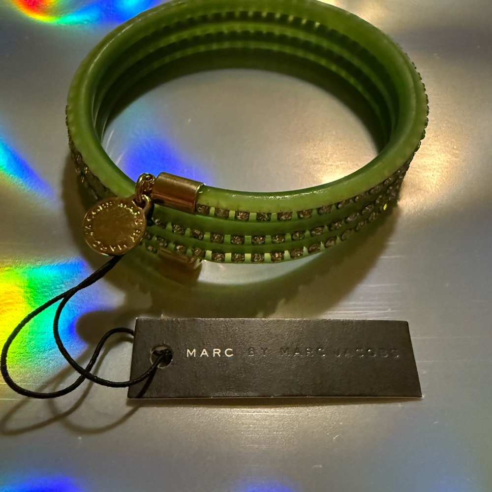 Marc By Marc Jacobs Slinky Green Toucan Zirconia Crystal Bracelet, NWT! - Picture 1 of 4